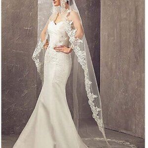 Lace Mantilla Cathedral length (White) Veil w/ Comb